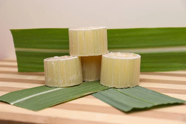 Yellow Colored Tasty Healthy Sugarcane Cut Pieces — Stock Photo, Image