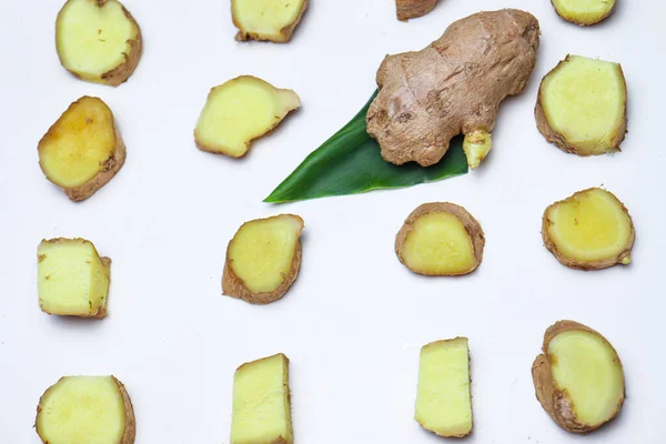 Healthy Fresh Ginger Leaf Cooking — Stockfoto