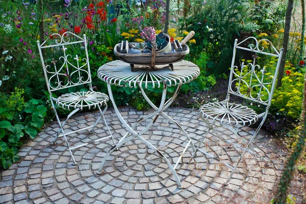 Garden patio — Stock Photo, Image