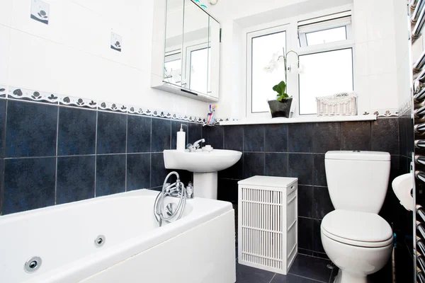 Bathroom interior — Stock Photo, Image