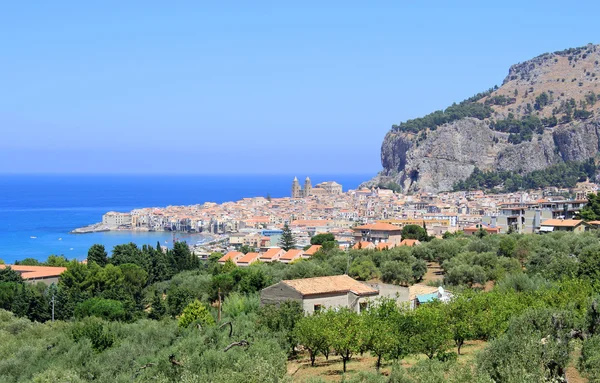 Cefalu townscape from the hills — Stock Photo, Image