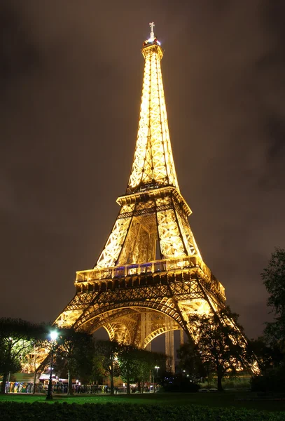 Lighted Eiffel tower — Stock Photo, Image