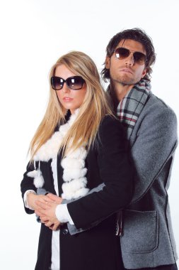 iki kucakladı moda manken