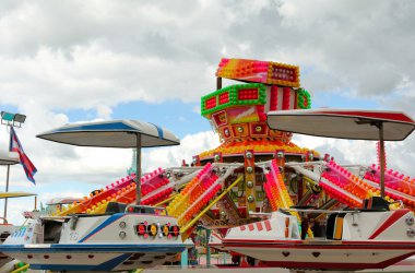 Uzay gemisi cazibe eğlence parkı