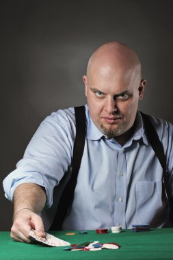 Poker adam onun noktası gösterir