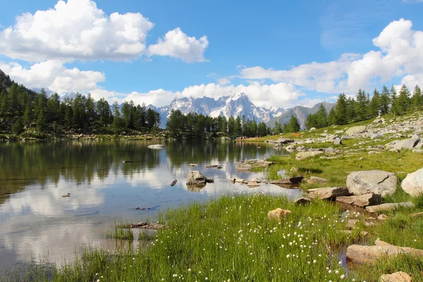 Mountain landscape of Arpy lake — Stock Photo, Image