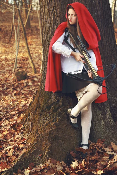 Červená Karkulka čeká její kořist — Stock fotografie