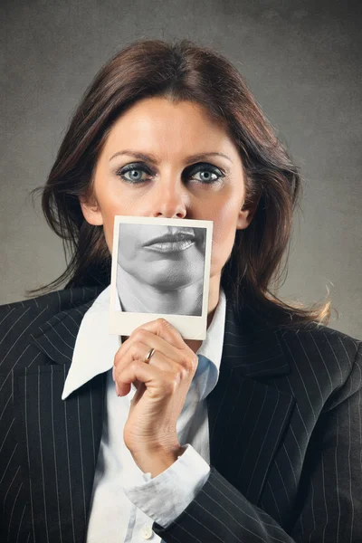 Retrato de mujer de negocios con expresión de boca diferente —  Fotos de Stock