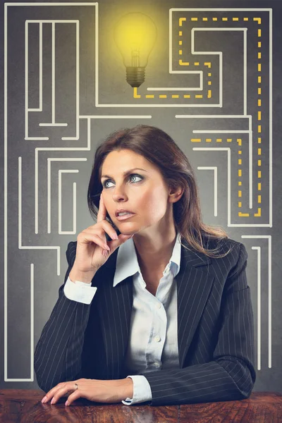 Business woman finds a good idea — Stock Photo, Image