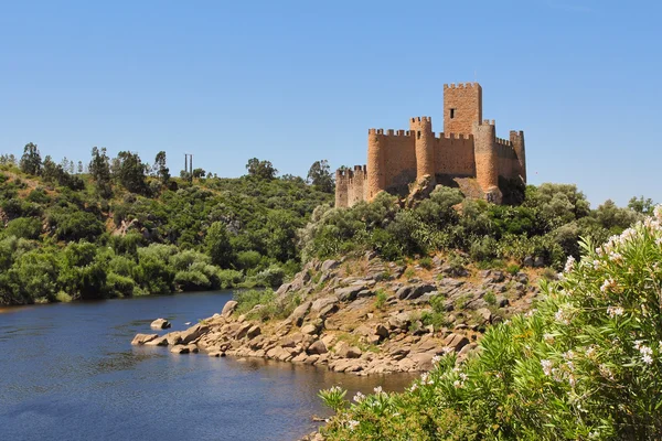 Almourol slott — Stockfoto