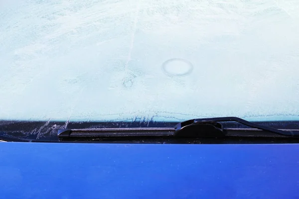 Lód Rozkwita Niebieskiej Powierzchni Samochodu — Zdjęcie stockowe