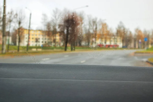 Route Automne Derrière Pare Brise Voiture Gros Plan — Photo