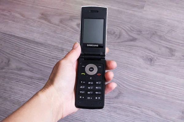 Weißrussland Novopolotsk Januar 2022 Altes Samsung Telefon Nahaufnahme — Stockfoto