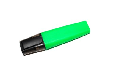 Yeşil işaret beyaz arkaplanda izole edildi