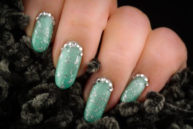 glitter ve rhinestones yeşil çivi