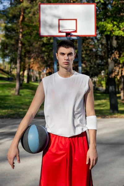 Jogador de basquetebol — Fotografia de Stock