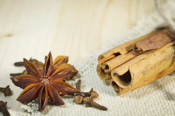 Christmas spices cinnamon and anise — Stock Photo, Image