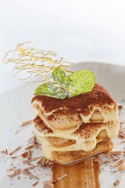 İtalyan tiramisu