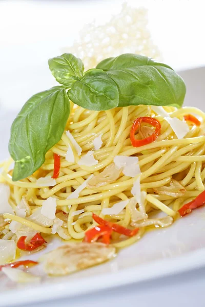 Spagetti aglio olio — Stok fotoğraf