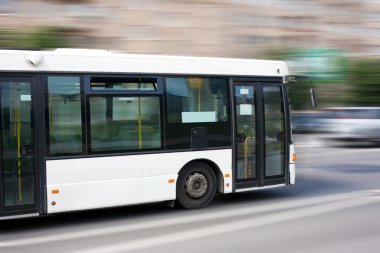 Beyaz şehir otobüs