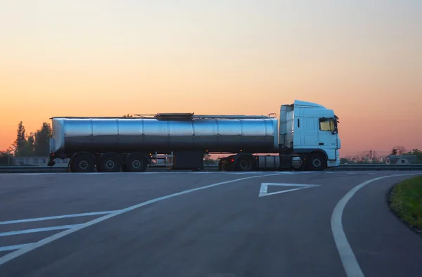 Gas-tank truck — Stock fotografie