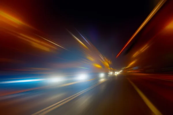 Movimiento de alta velocidad por la noche — Foto de Stock