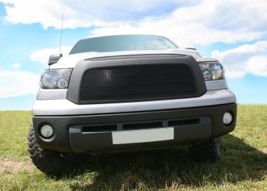 Beyaz off-road arabalar