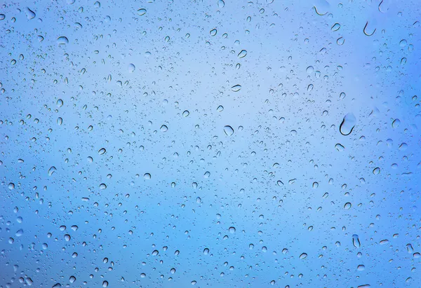 Vattendroppar Bil Vindrutan Speglar Himlen — Stockfoto