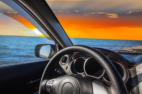 Vista Carro Para Costa Lago Pôr Sol — Fotografia de Stock