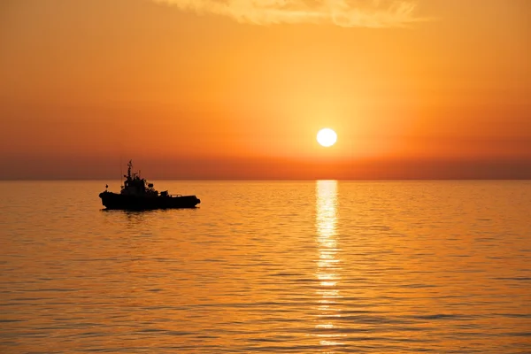Захід сонця над морем . — стокове фото