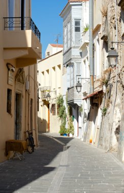 rethymno dar sokaklarında.