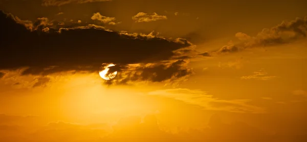 In the power of the clouds. — Stock Photo, Image