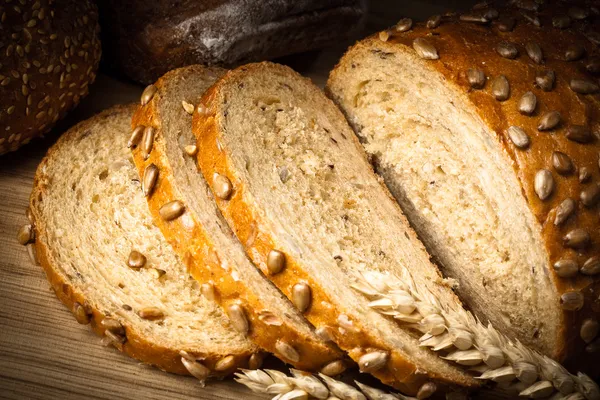 Bread with sunflower seeds — Stock Photo, Image