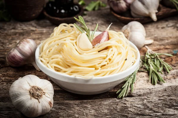 Spaghetti mit Sauce — Stockfoto