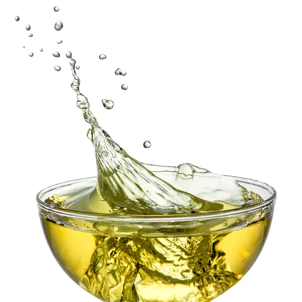 Ice tea. Splash in glass. Clipping path — Stock Photo, Image