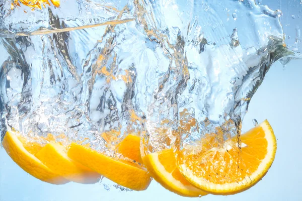 Orange under water — Stock Photo, Image