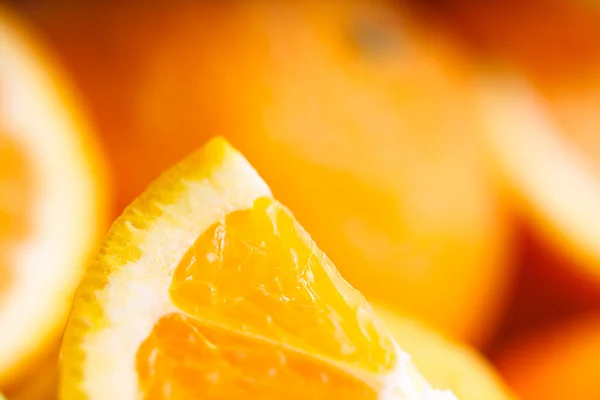 Plasterki pomarańczy. nieostrość — Zdjęcie stockowe