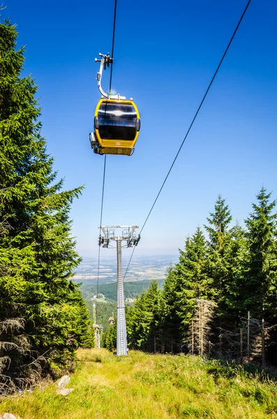 Świeradów Zdrój kolej gondolowa — Stockfoto