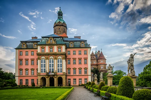 Ksiaz kasteel in de buurt van walbrzych — Stockfoto