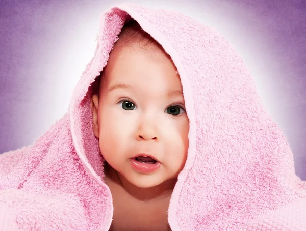 Baby and pink towel — Stock Photo, Image