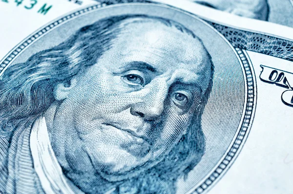 Бенджамін Франклін на 100 доларову купюру — стокове фото