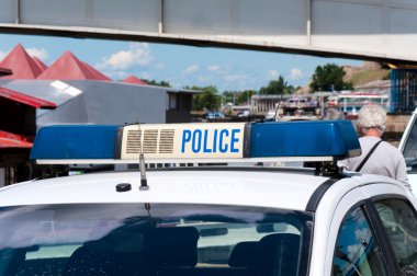 polis arabası