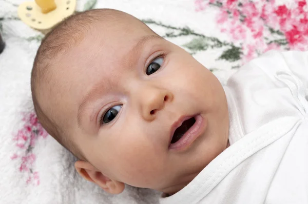 Suprised baby — Stock Photo, Image