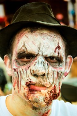 zombi adam