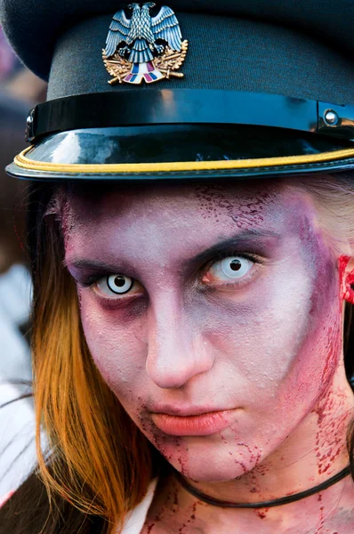 Zombie femenino — Foto de Stock