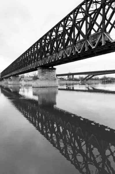 Reflexão ponte — Fotografia de Stock