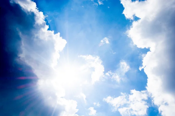 Солнце и небо — стоковое фото