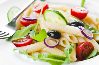 Makarna Salatası