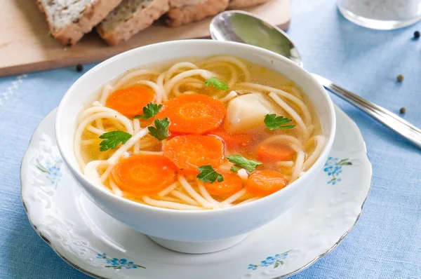 Sopa de frango — Fotografia de Stock