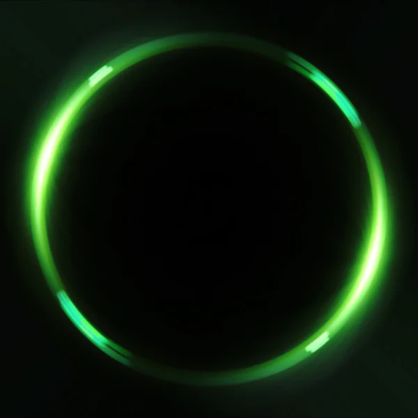 mercek parlaması yeşil parlaklığından geçiş